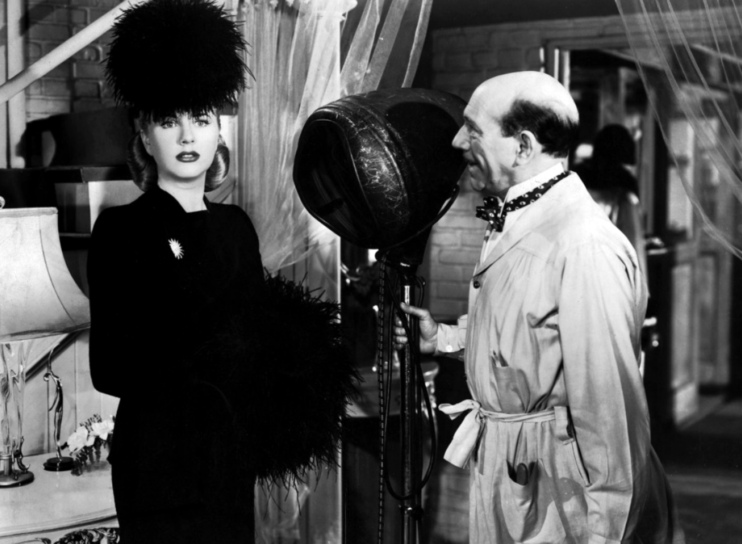 Lady On A Train 1945 Full Movie Lady on a Train (1945)